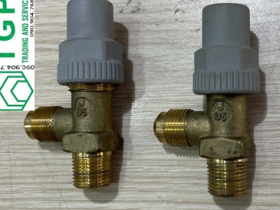 Charge valve